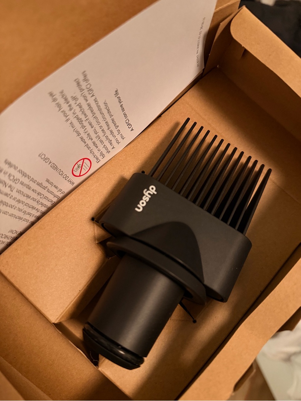 Dyson Matte Black Wide-Tooth Hair Dryer Comb Attachment